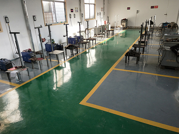 新华职业培训学校
